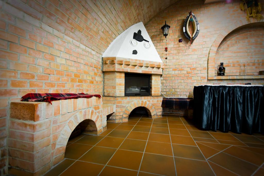 Penzion U Kraliku Kurdejov Luaran gambar
